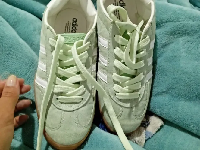 Tênis Adidas gazelle