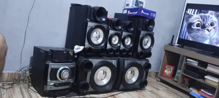 Som LG 1.600W c/6 caixas