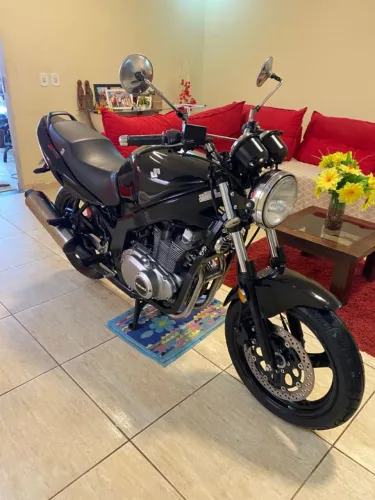 Moto Suzuki GS 500