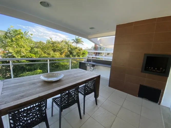 Apartamento para Locação em Florianópolis, Cachoeira do Bom Jesus, 3 dormitórios, 3 suítes