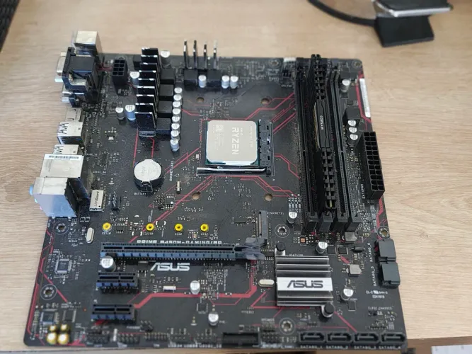 kit ryzen 7 5700g 16gb b450 gaming