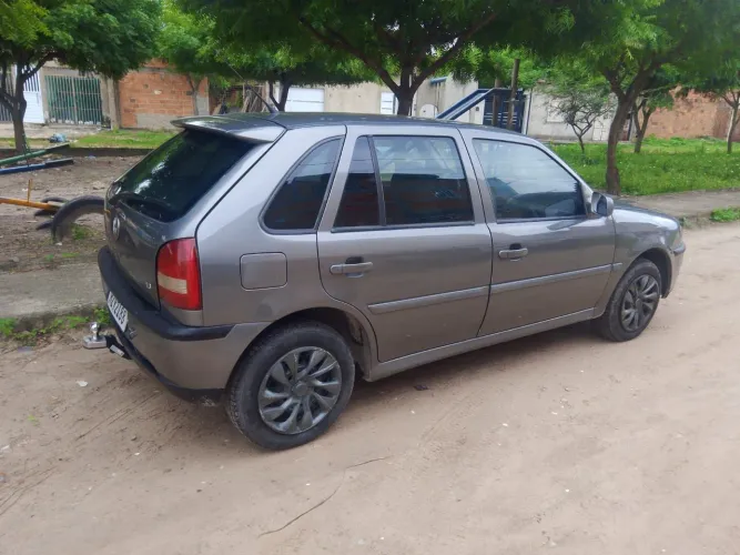 Volkswagen Gol Geração III Power 1.6 MI Total Flex Mec. 4P 2004