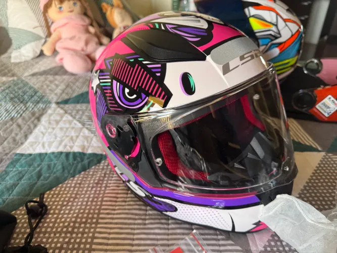 Capacete LS2 feminino tamanho pequeno