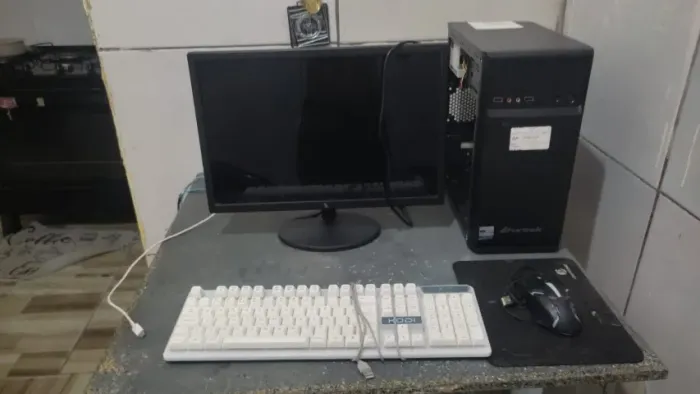 VENDE-SE COMPUTADOR COMPLETO!! (valor negociavel)