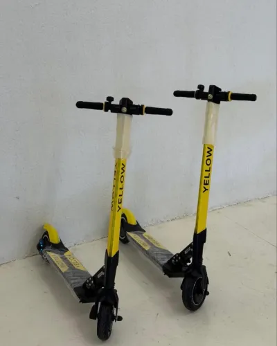 Patinete elétrico yellow