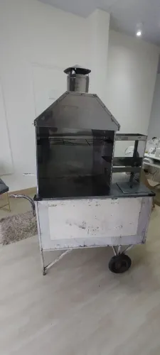 Carrinho de churrasquinho