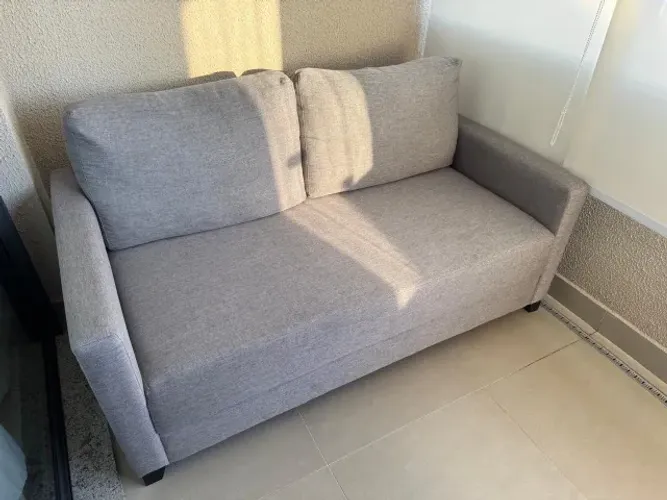 ? VENDO SOFÁ SEMINOVO Sofá em excelente estado, com apenas 5 meses de uso.