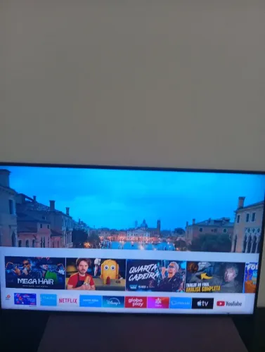 Smart Samsung Led ultra 4k todos Apps 50" comando de Voz controle