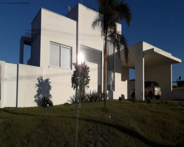 Casa em condomínio: 4 quartos, 2 suites, 3 salas e 4 vagas de garagem em Salto de Pirapora