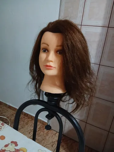 Cabeleireiro (a) Ideia para que está iniciando curso.