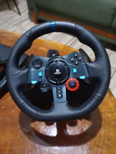 Volante Logitech G29 Driving Force - PS4 / PS5 / PC