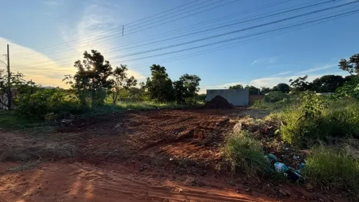 Terreno de 396 m2 no Rita Vieira - Pronto para Construir