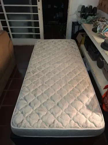 Cama solteiro (bicama) + colchão densidade d33