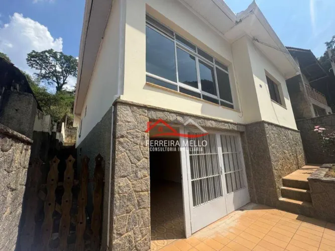 Casa com 3 dormitórios à venda, 114 m² por R$ 700.000,00 - Companhia Fazenda Belém - Franc