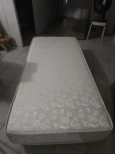 Cama box