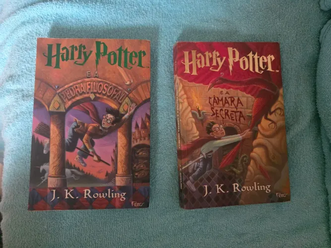 LIvros Harry Potter e a Pedra Filosofal e a Câmara Secreta