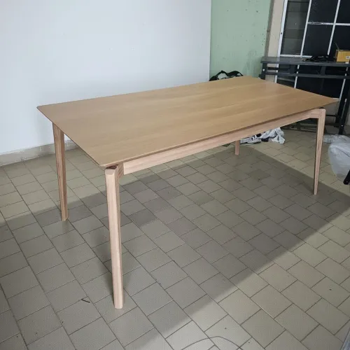 Mesa nova de jantar em madeira Tok Stok