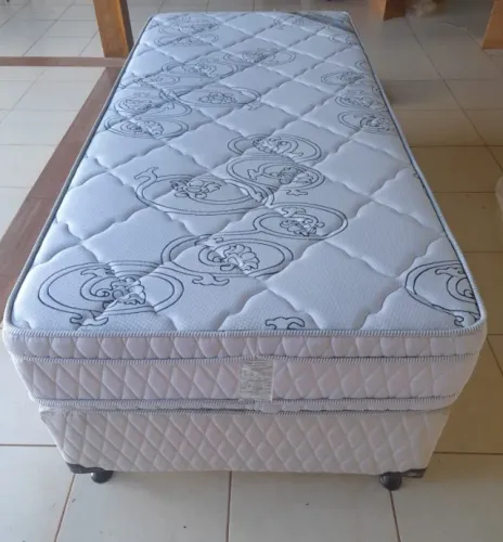 Cama BOX Umaflex Solteiro Extra (Viúva).