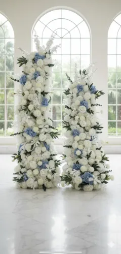 Arco de Flores para Casamento Luxo - Azul e Branco (Importado) C/ Estrutura completa