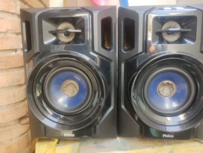 CAIXAS DE SOM ( PAR) 300 W PHILCO