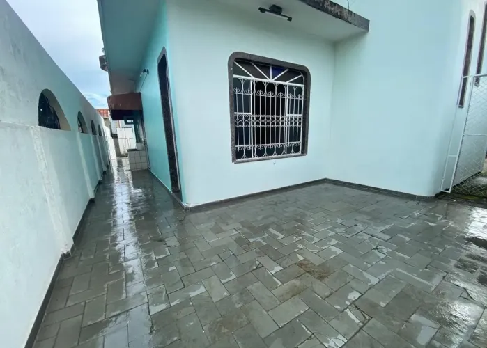 Casa com 2 suites no Conjunto Dom Pedro em Manaus-Am