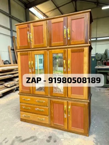 Guarda roupa - casal 4 portas completo disponível