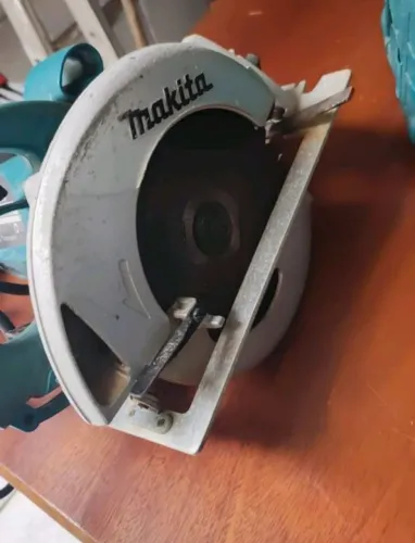 Serra circular Makita 