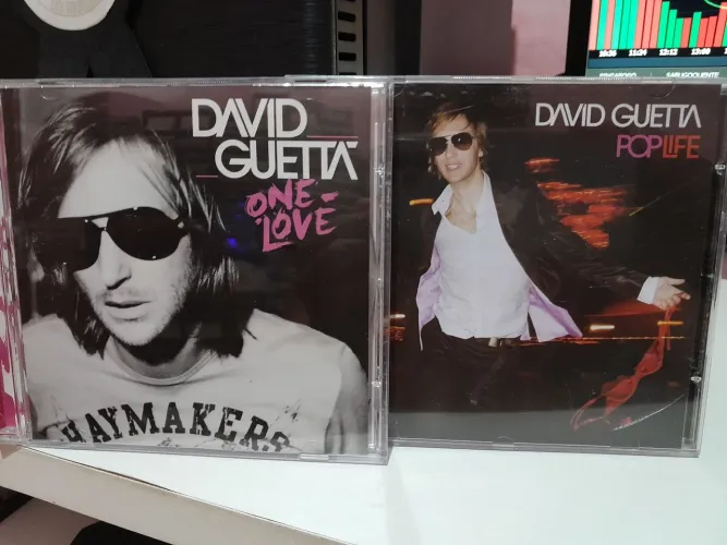 2 Cds David Ghetta - One Love + Poplife - estado impecável