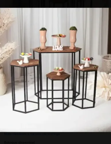 Vendo mesas de decoração de festa