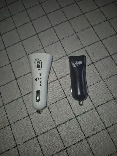 Carregador USb para carro