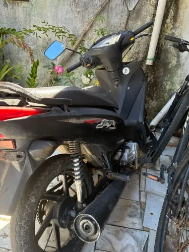 Moto a venda para trabalho, aceito propostas