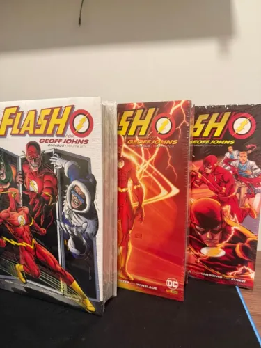 Flash por Geoff Johns Omnibus Vol 1,2 e 3 LACRADOS
