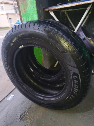 Pneus aro 15 aceito oferta 4 pneus 