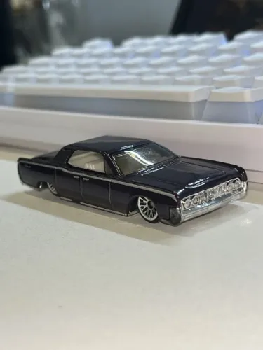 hot wheels 64 continental