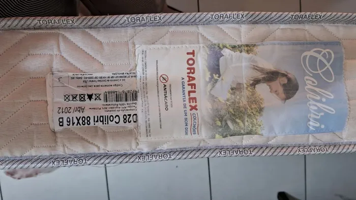 Colchão de espuma solteiro toraflex d28 novo