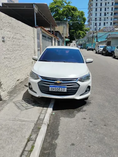 Veículo em bom estado comprado na localiza 