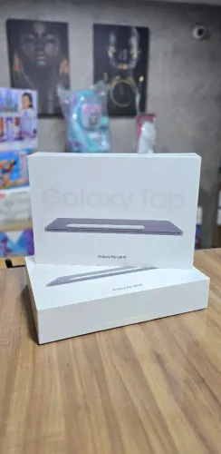 Tablet Samsung Galaxy Tab S10 FE, 128GB, 8GB RAM, Tela Imersiva de 10.9" [ LACRADO ] 