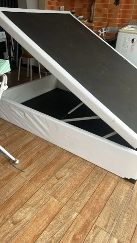 Vendo Cama box Bau