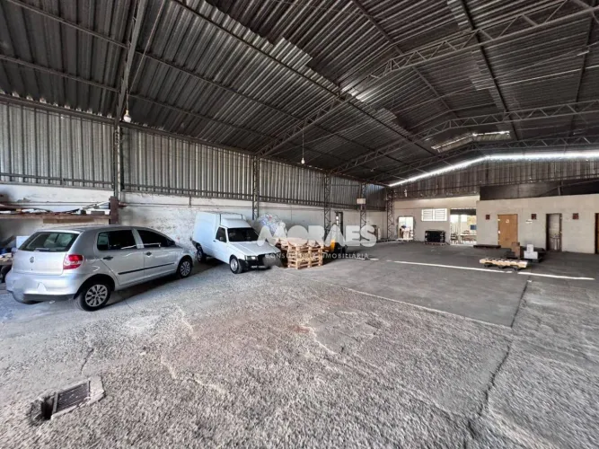 Barracão para alugar, 600 m² por R$ 10.000/mês - Jardim Bela Vista - Bauru/SP.