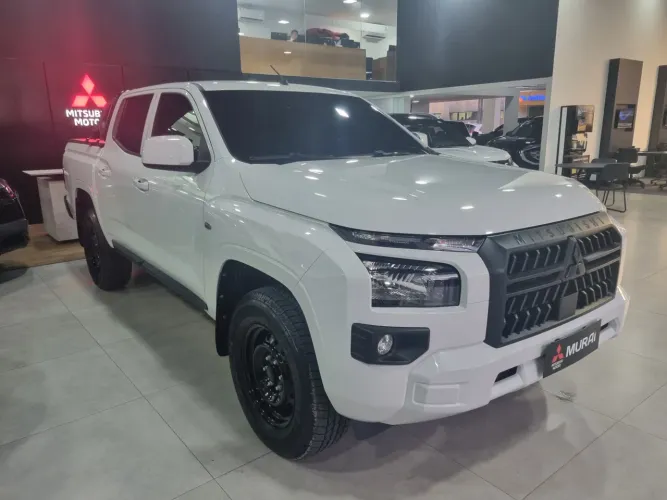 Mitsubishi TRITON GL AT 4X4 2027
