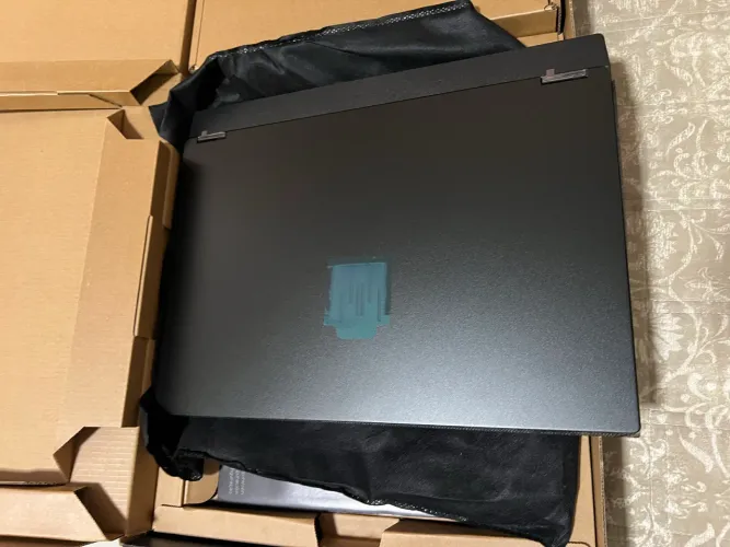 Notebook Acer Predator Helios Neo 16S (COM TELA OLED+RTX5070ti+INTEL ULTRA 9)