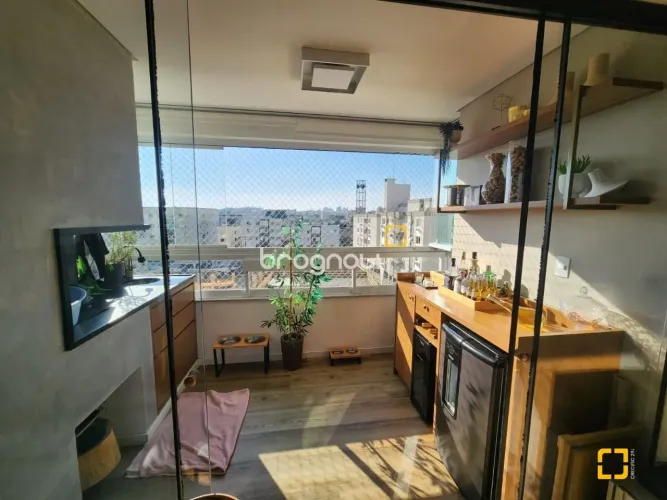 Apartamento 3 dormitórios com suíte, semi mobiliado - 4 vagas de garagem