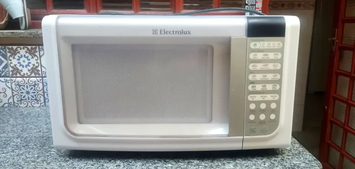 Microondas Electrolux - Jardim São Carlos - Sorocaba