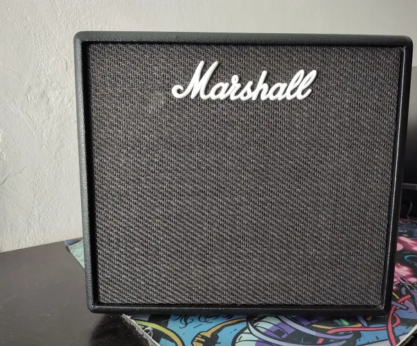 Amplificador Marshall Code 25