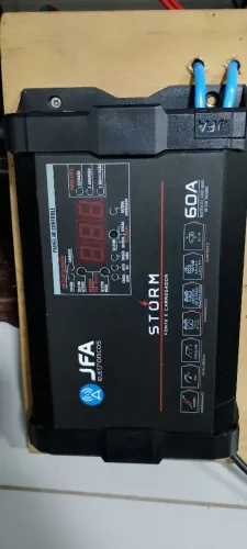 Fonte de 60 amperes da jfa