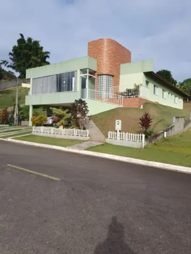 Casa em Condomínio à Venda | 4 Suítes | Terreno de 1.000m² | Lazer Completo - Paraibuna -
