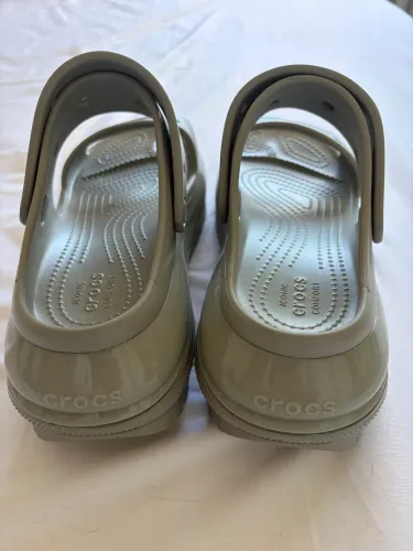 CROCS SANDAL ELEPHANT