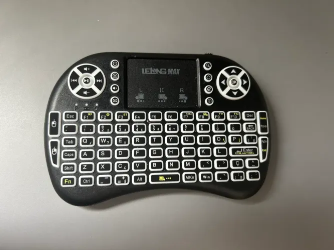Mini Teclado Bluetooth Para TV/ Projetor 