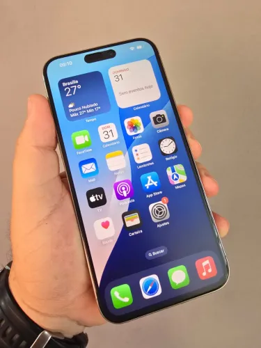 Iphone 15 pró max Natural Titânium, 256 gigas. Face id ok,bateria 85% Icloud ok