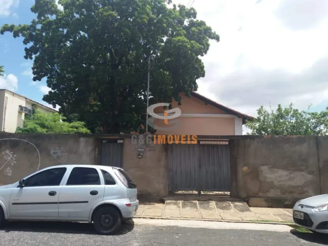 CASA COMERCIAL